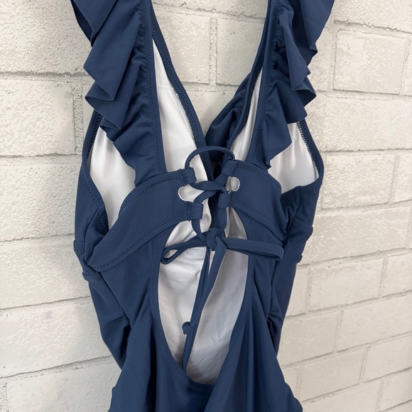 CUPSHE Blue Ruffle High Cut V-Neck Crossover Back One Piece Swim Suit - Picture 7 of 8